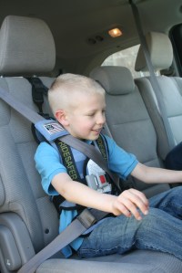 With the tether in place, G is unable to move out of the correct position.  